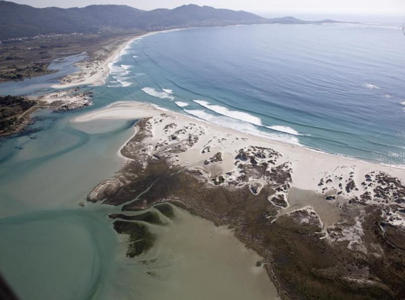 La Casita Alere En Playa Carnota Con Patio Y Barbacoa Exterior foto